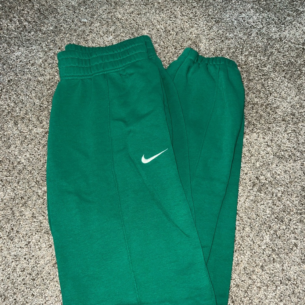 Nike Green Oversized Sweatpants - Small